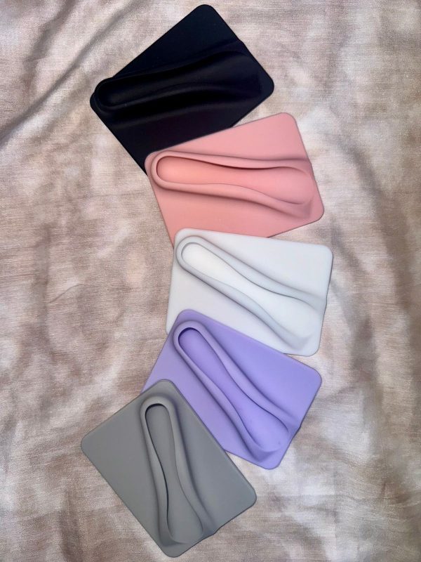 Adhesive Lip Balm Case8