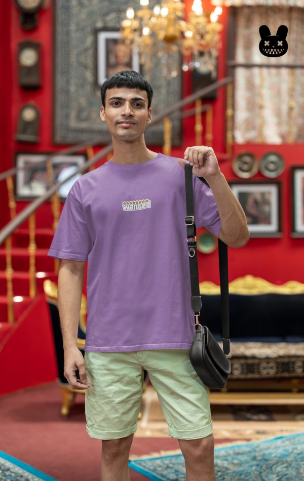WANTED OVERSIZED UNISEX T-SHIRT