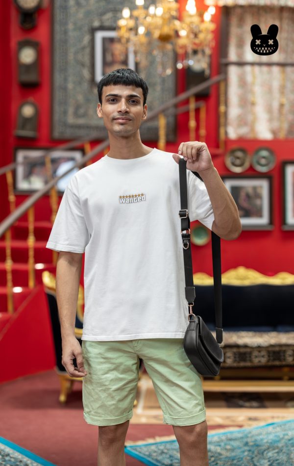 WANTED OVERSIZED UNISEX T-SHIRT