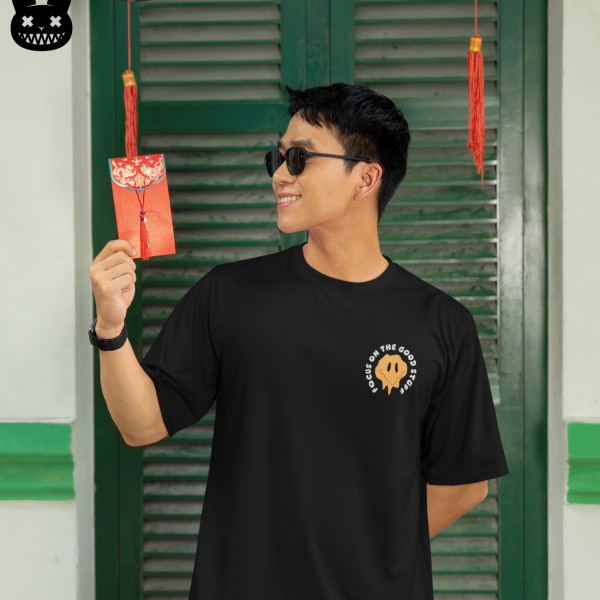 FOCUS ON THE GOOD STUFF OVERSIZED UNISEX T SHIRT