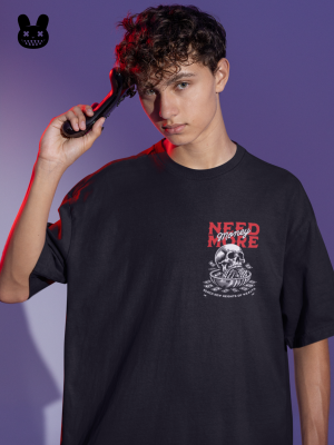 NEED MORE MONEY UNISEX OVERSIZED TSHIRT